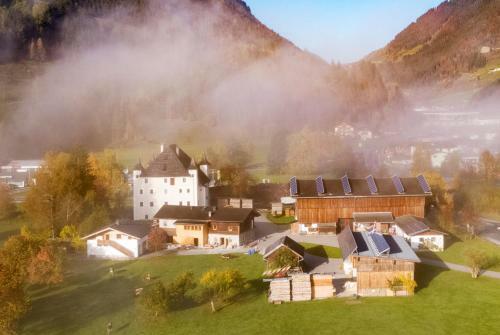 Hostal Castle Saalhof