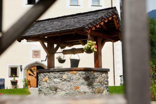 Hostal Castle Saalhof