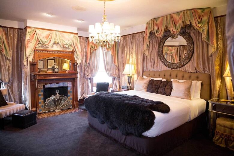 Baker House Hotel