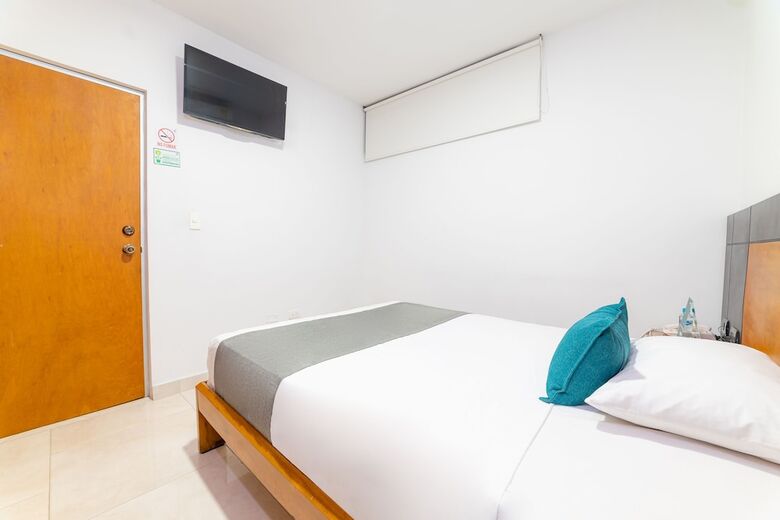 Hotel Ayenda Zhena