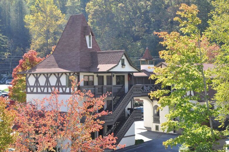 Hotel Helendorf River Inn, Suites & Conference Center