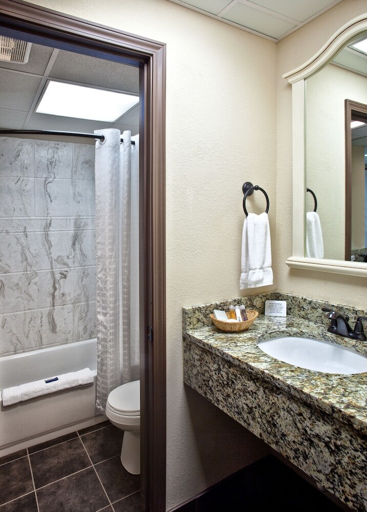 Hotel Helendorf River Inn, Suites & Conference Center