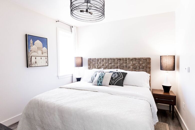 Bishop Arts Hotel By Qresorts.