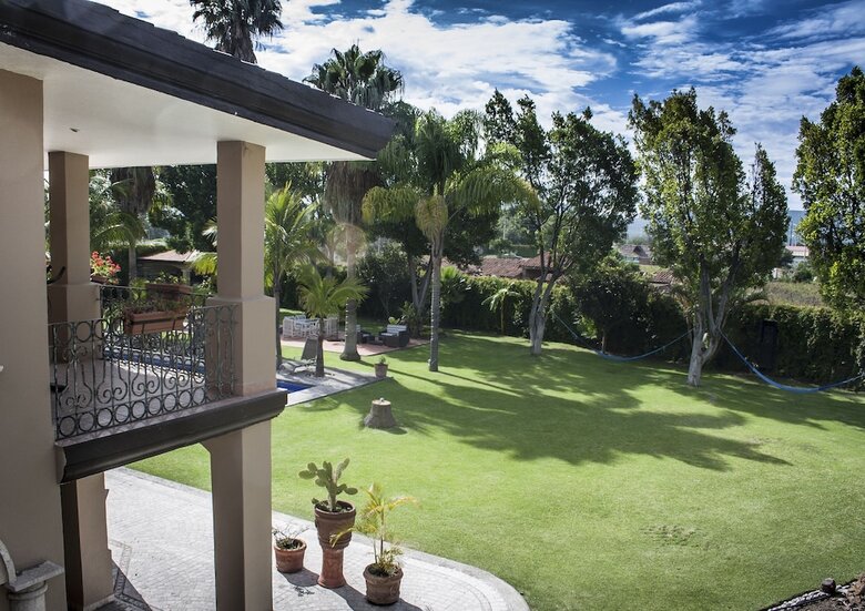 La Esmeralda En El Encanto Hotel Petit
