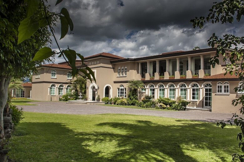 La Esmeralda En El Encanto Hotel Petit