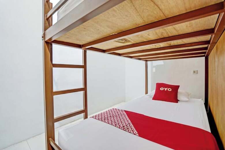 Hotel Oyo 92736 Bougenville Rover