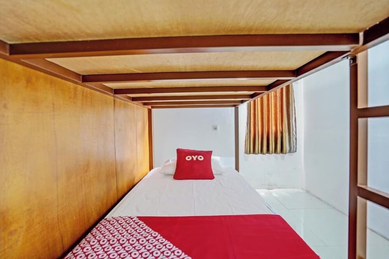 Hotel Oyo 92736 Bougenville Rover