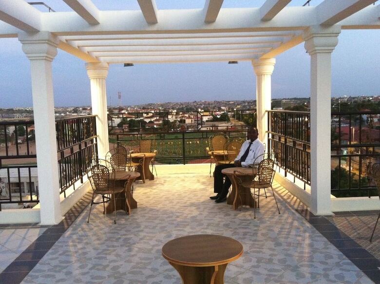 Sun Shine Hotel