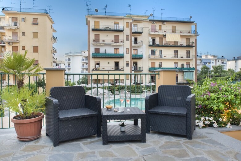 Hotel Leone