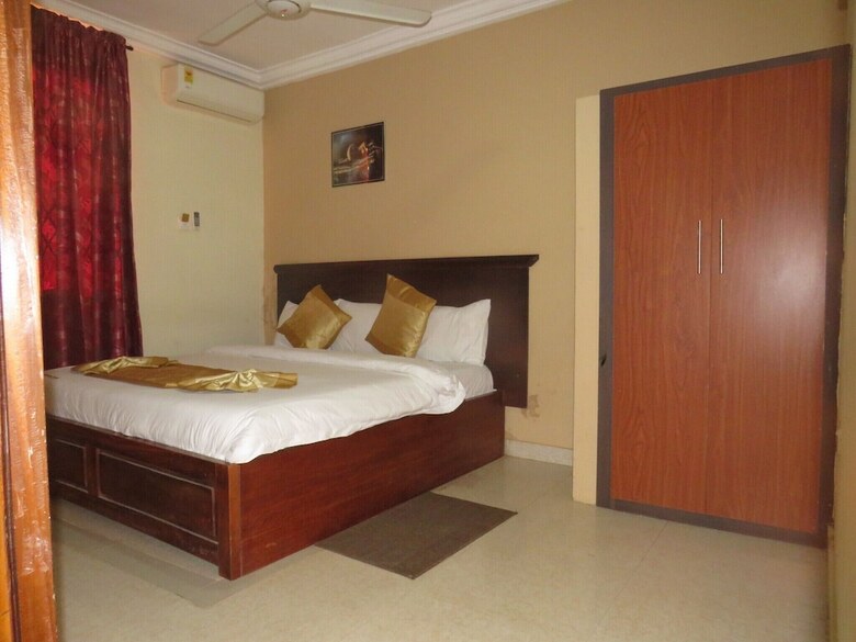 Rosewood Hotel