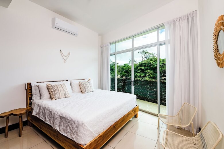 Mvillas - Luxury 2bed 2bath Condo W Pool
