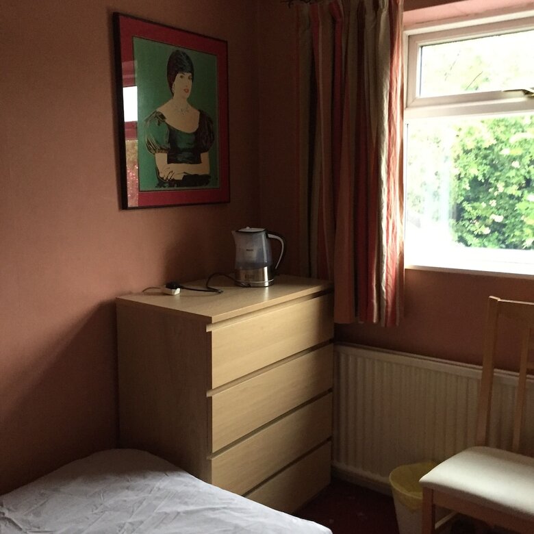 Hotel 5 Ravenhurst Drive