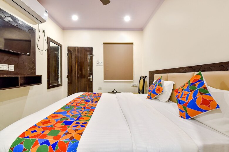 Fabhotel Golden Leaf Mansarover