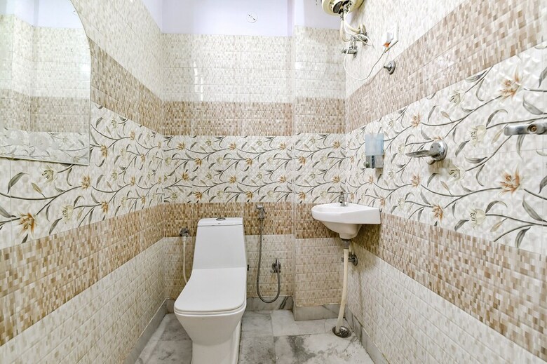 Fabhotel Golden Leaf Mansarover