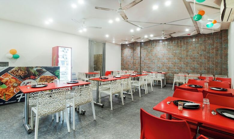 Hotel Treebo Shree Anand Dham, Vrindavan