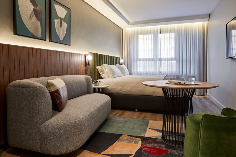 The Rockefeller Hotel By Newmark
