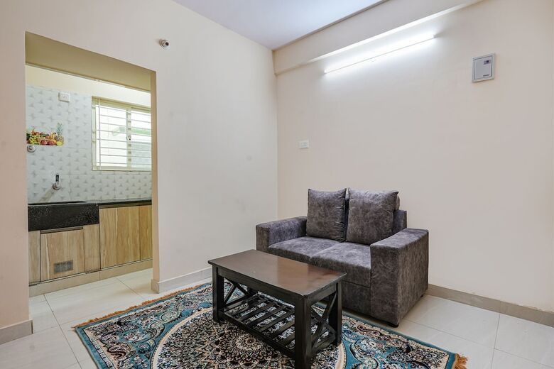 Fabhotel Crystal Suites