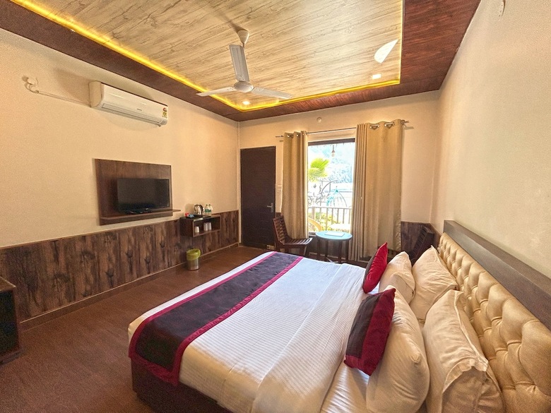 Mj River Resort By Dls Hotels