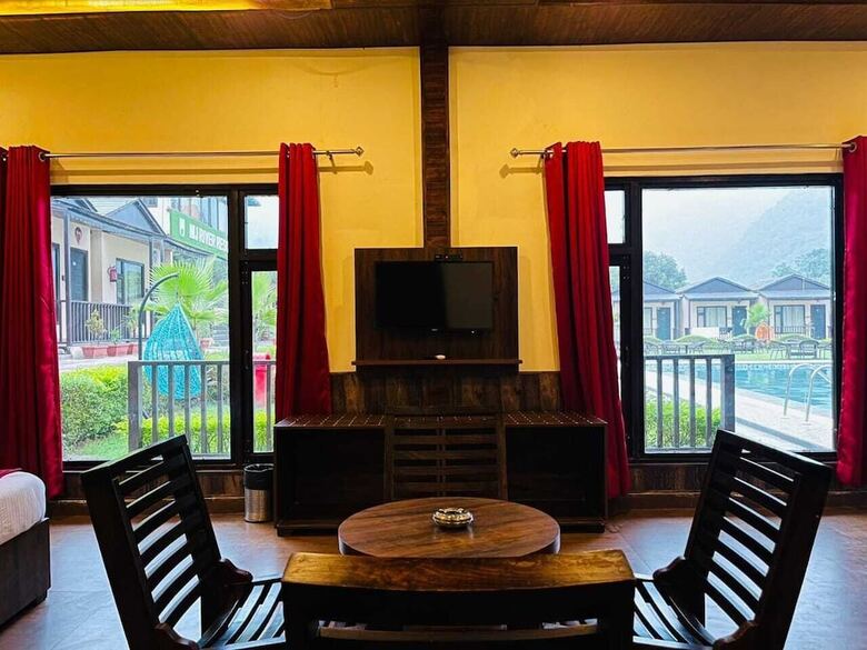 Mj River Resort By Dls Hotels