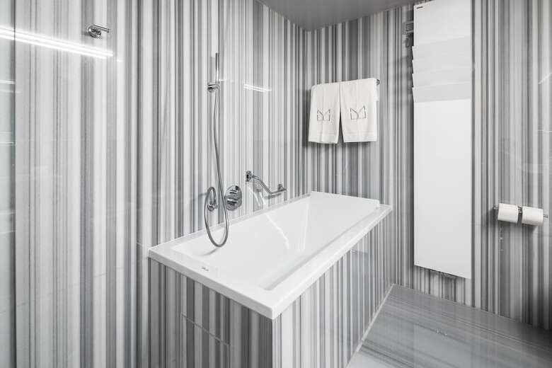 Met Boutique Hotel