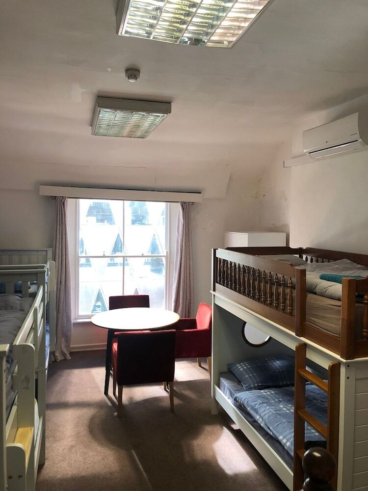 Eden Quay Lodge