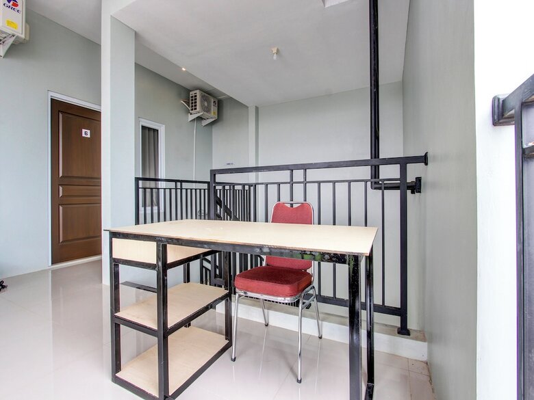 Hotel Oyo 92477 Anugrah Kostel Syariah