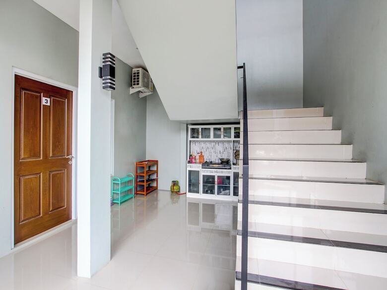 Hotel Oyo 92477 Anugrah Kostel Syariah