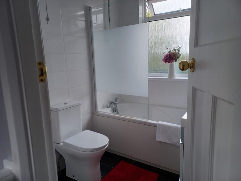 Crawley Green House - Huku Kwetu