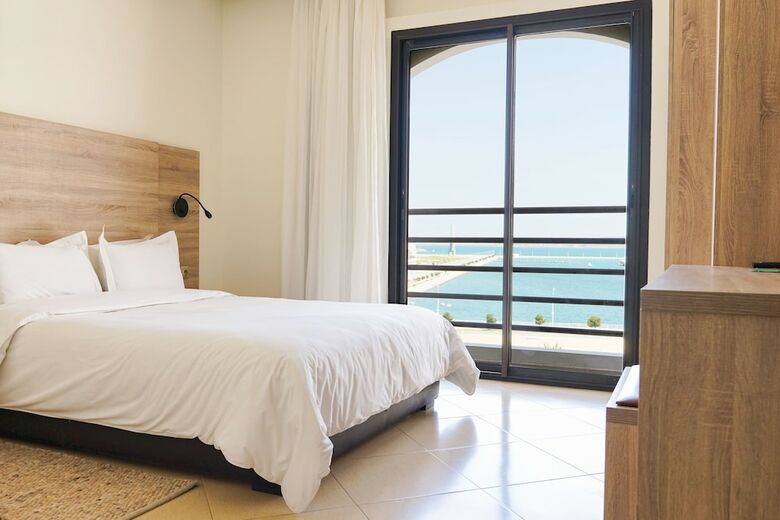 Hotel El  Djenina