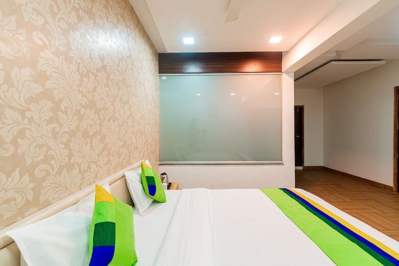 Hotel Treebo Spring Brooks, Kalyani Nagar
