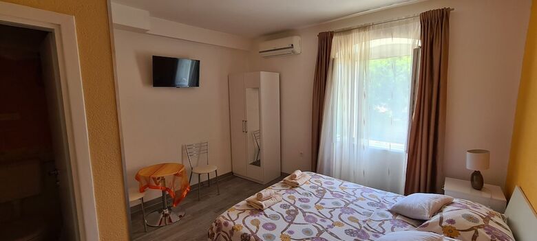 Nirvana Garden Rooms