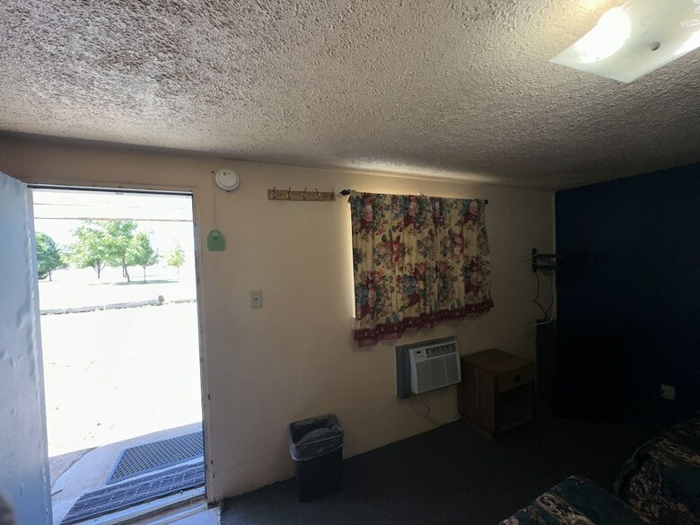 Crestview Motel Inc