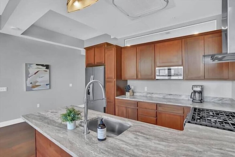Aparthotel Two Posh Cozysuites Ppg Paints Arena