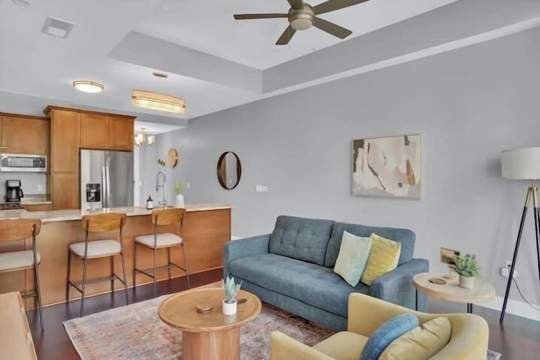 Aparthotel Two Posh Cozysuites Ppg Paints Arena