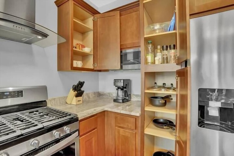 Aparthotel Two Posh Cozysuites Ppg Paints Arena