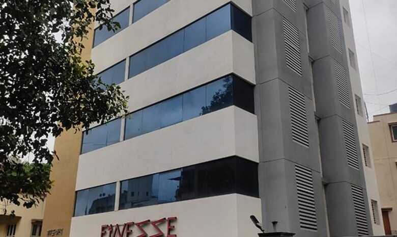 Fabhotel Prime Finesse