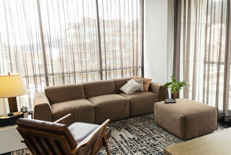 Aparthotel 8010 Urban Living Luxury Home Experiences.