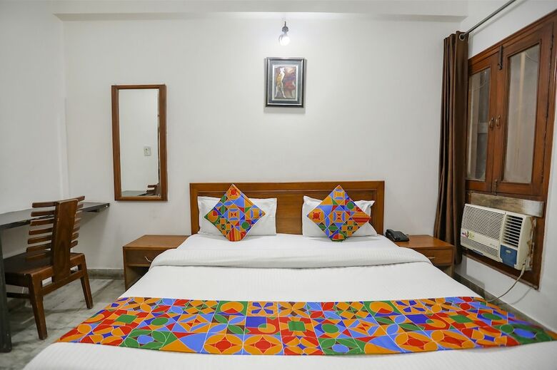 Hotel Fabexpress The Residency