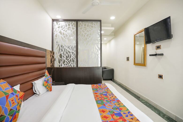Hotel Fabexpress The Residency