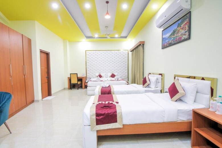 Hotel Amit House