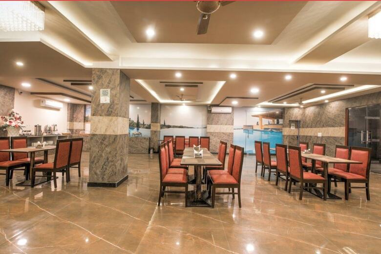 Hotel Amit House