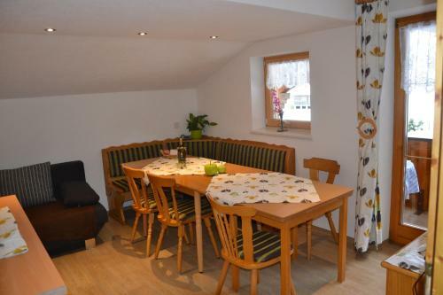 Hostal Haus Alpenruh