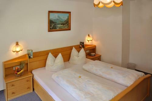 Hostal Haus Alpenruh
