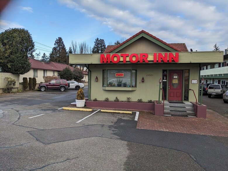 K&e Motor Inn