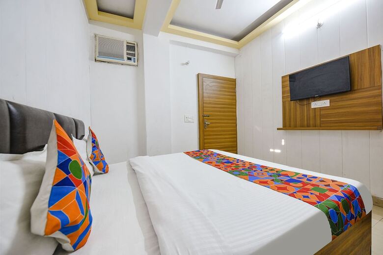 Hotel Fabexpress Pacific View
