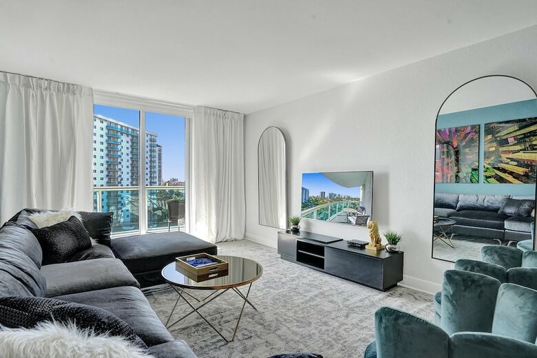Aparthotel Sunny Isles 4 Bedrooms On The Beach
