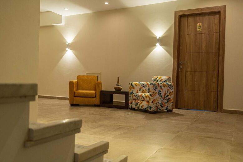 Nine Pyramids View Hotel