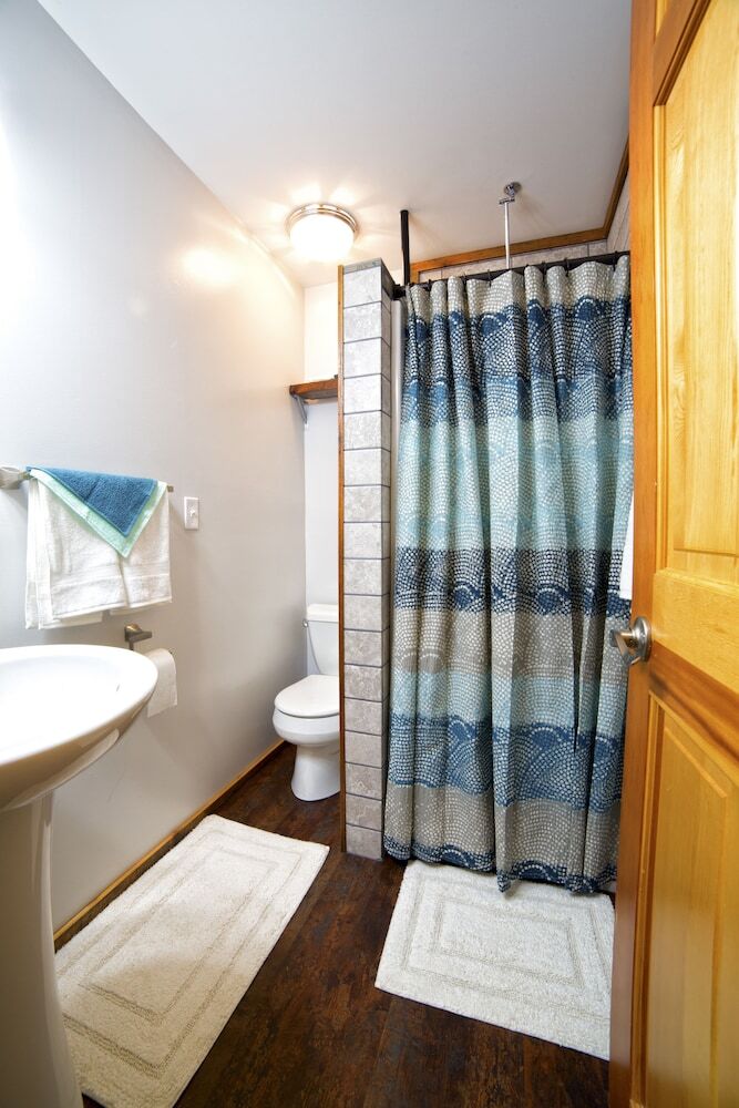 Ski Inn