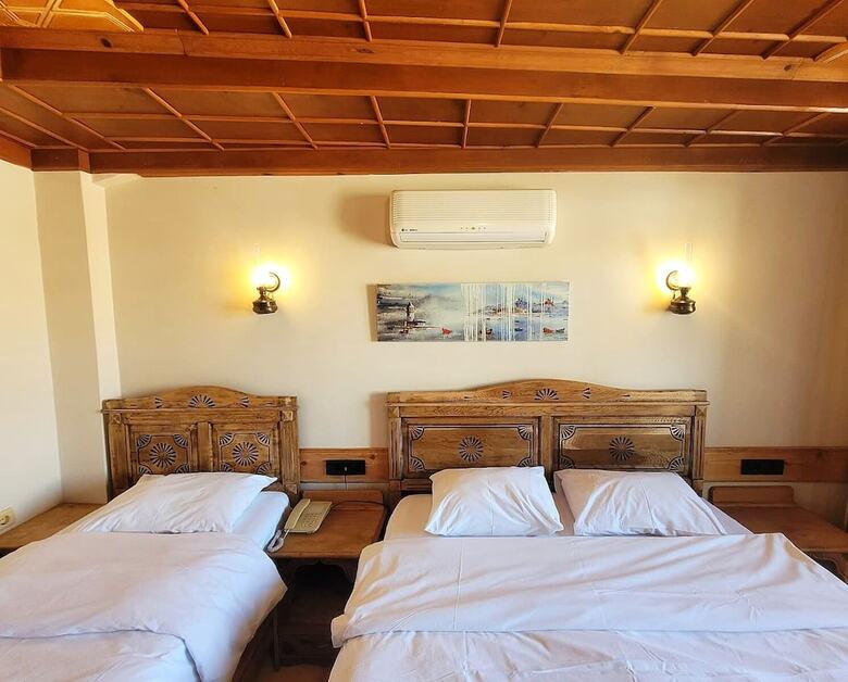 Saruhan Hotel