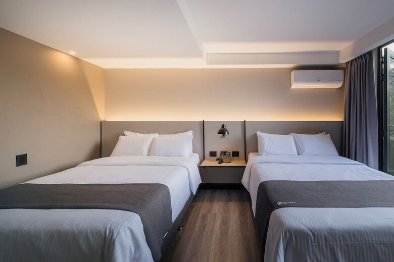 Lettera Hotel